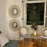 The Crucifixo Collection Serene 2d * ליסבון