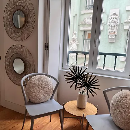 The Crucifixo Collection Serene 2d * Lisboa