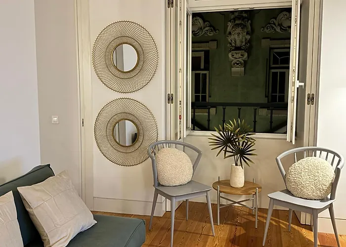 The Crucifixo Collection Serene 2d * Lissabon